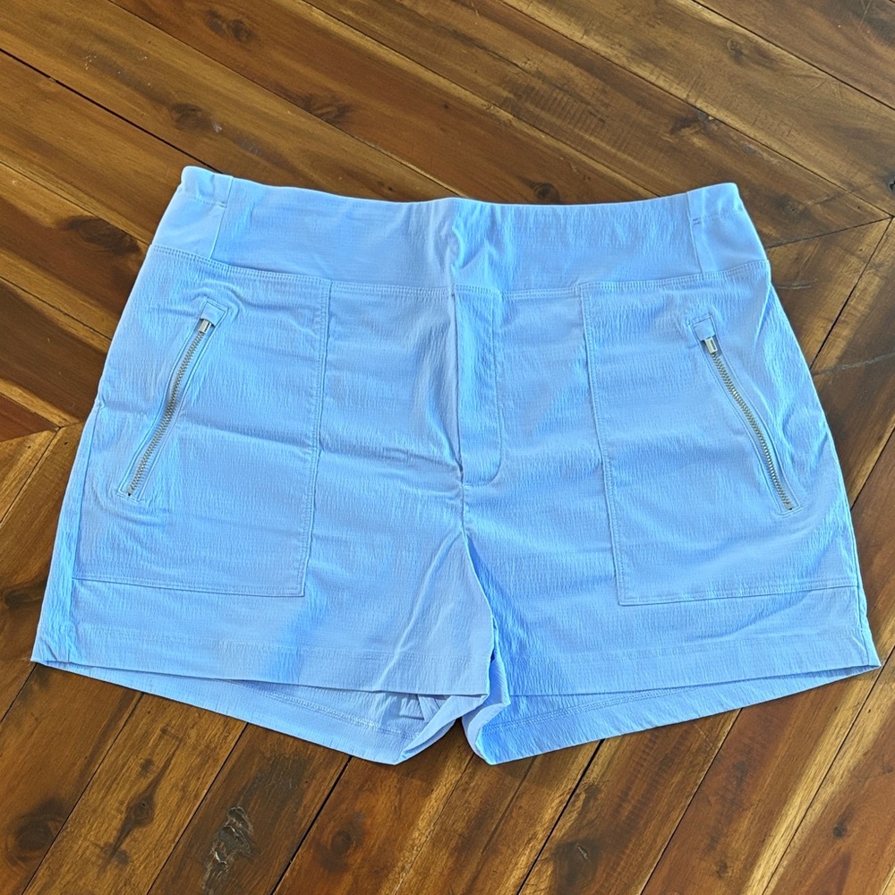Athleta Swallowtail Blue Trekkie North Short
